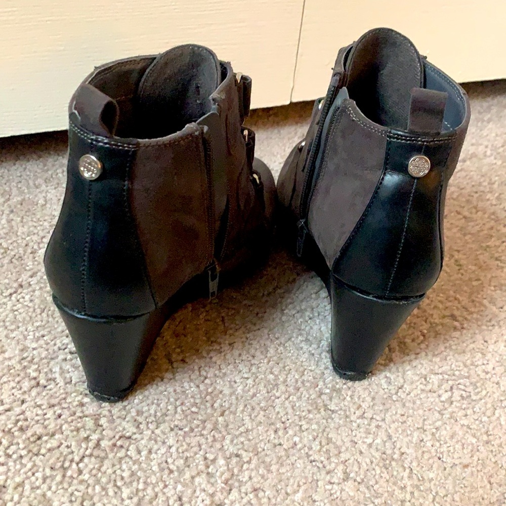 Gray zip up booties - Picture 2 of 2
